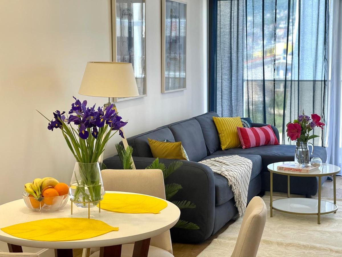 Suncoast Suites Бар Екстер'єр фото
