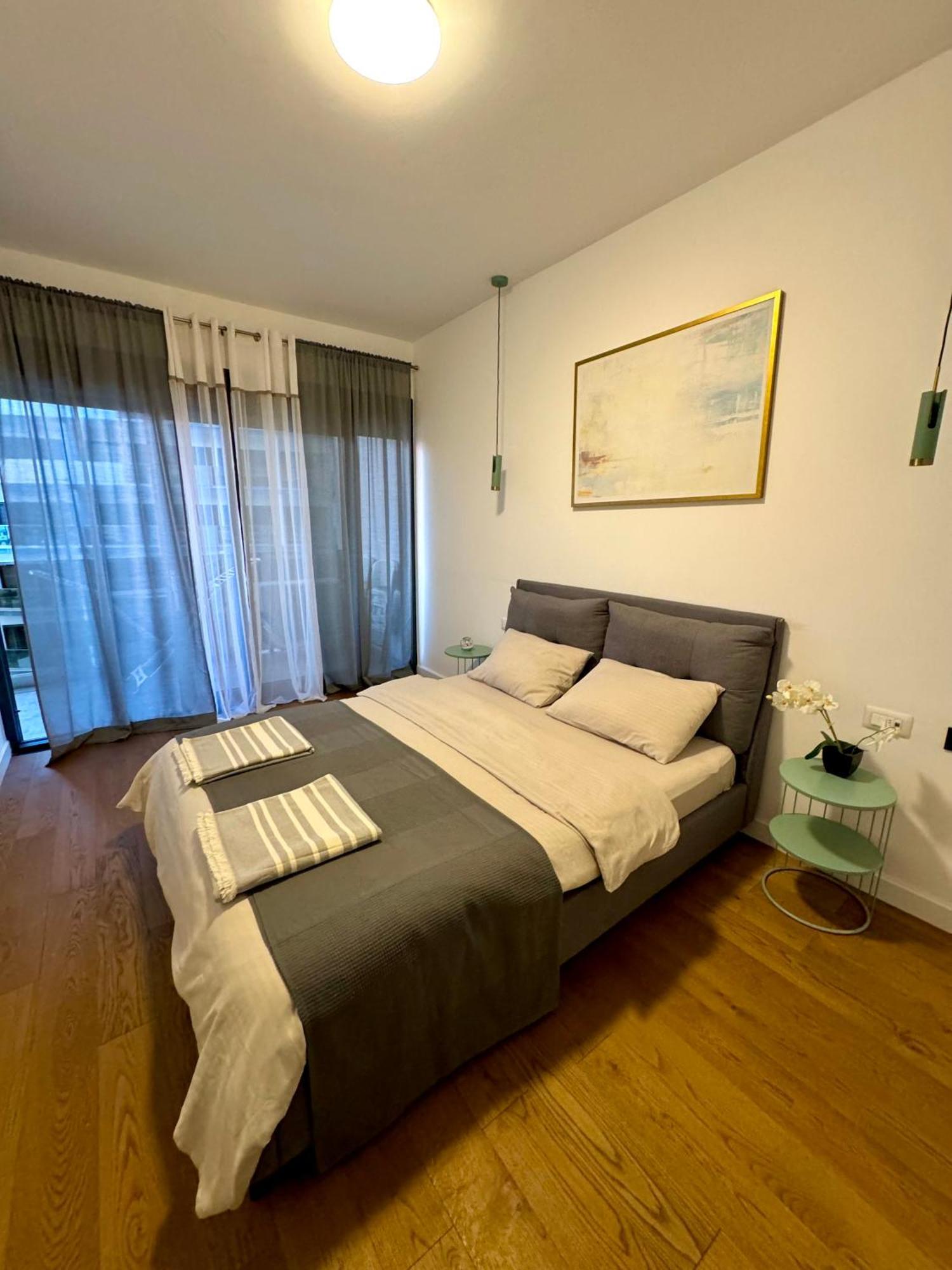 Suncoast Suites Бар Екстер'єр фото